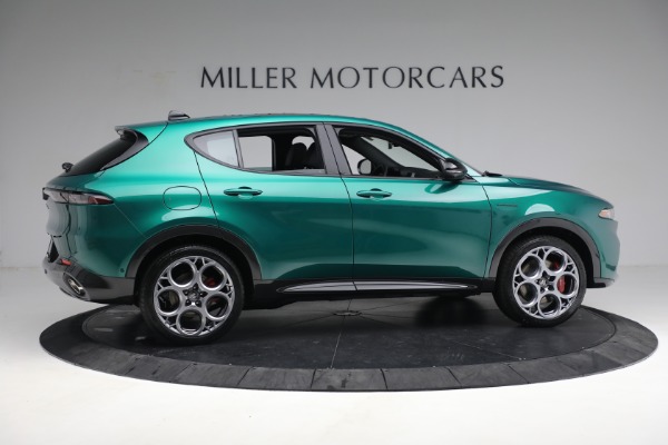 New 2024 Alfa Romeo Tonale Veloce for sale $57,490 at Alfa Romeo of Greenwich in Greenwich CT 06830 11