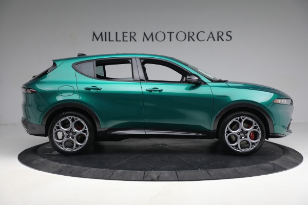New 2024 Alfa Romeo Tonale Veloce for sale $57,490 at Alfa Romeo of Greenwich in Greenwich CT 06830 12