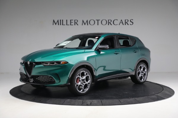 New 2024 Alfa Romeo Tonale Veloce for sale $57,490 at Alfa Romeo of Greenwich in Greenwich CT 06830 2