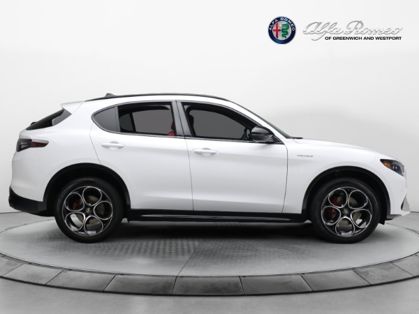 New 2024 Alfa Romeo Stelvio Veloce for sale $57,395 at Alfa Romeo of Greenwich in Greenwich CT 06830 17