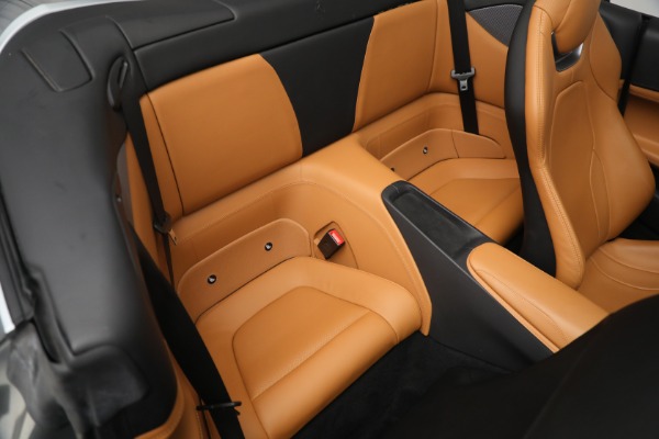 Used 2019 Ferrari Portofino for sale $211,900 at Alfa Romeo of Greenwich in Greenwich CT 06830 25
