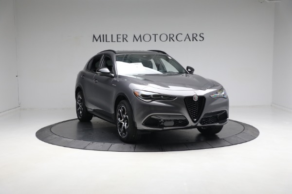 New 2024 Alfa Romeo Stelvio Veloce for sale $56,605 at Alfa Romeo of Greenwich in Greenwich CT 06830 18