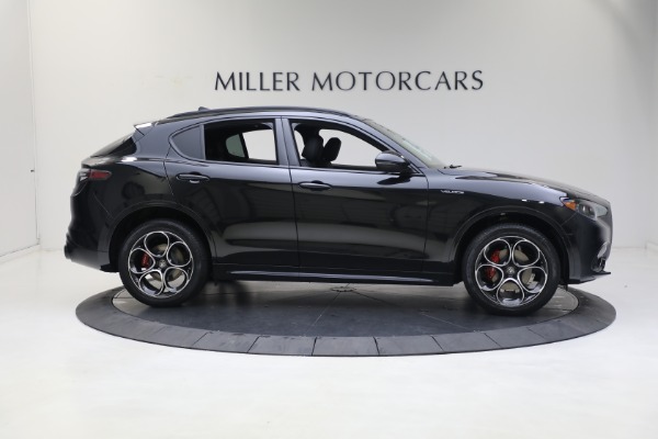 New 2024 Alfa Romeo Stelvio Veloce for sale $54,380 at Alfa Romeo of Greenwich in Greenwich CT 06830 14