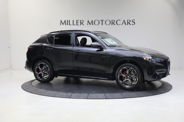 New 2024 Alfa Romeo Stelvio Veloce for sale $54,380 at Alfa Romeo of Greenwich in Greenwich CT 06830 15