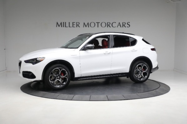 New 2024 Alfa Romeo Stelvio Veloce for sale $56,695 at Alfa Romeo of Greenwich in Greenwich CT 06830 4