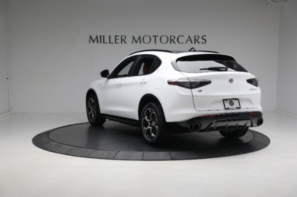 New 2024 Alfa Romeo Stelvio Veloce for sale $56,695 at Alfa Romeo of Greenwich in Greenwich CT 06830 9