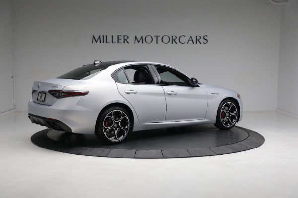 New 2024 Alfa Romeo Giulia Competizione for sale $58,160 at Alfa Romeo of Greenwich in Greenwich CT 06830 13