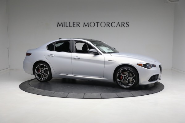 New 2024 Alfa Romeo Giulia Competizione for sale $58,160 at Alfa Romeo of Greenwich in Greenwich CT 06830 16