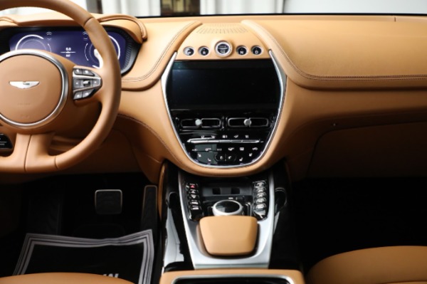 Used 2024 Aston Martin DBX for sale Sold at Alfa Romeo of Greenwich in Greenwich CT 06830 21