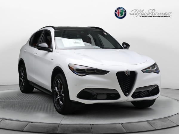 New 2024 Alfa Romeo Stelvio Veloce for sale $57,395 at Alfa Romeo of Greenwich in Greenwich CT 06830 20