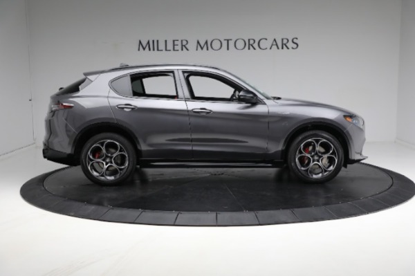 New 2024 Alfa Romeo Stelvio Veloce for sale $58,055 at Alfa Romeo of Greenwich in Greenwich CT 06830 21