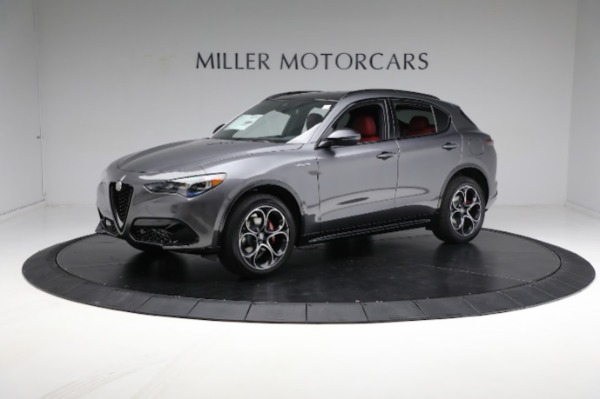 New 2024 Alfa Romeo Stelvio Veloce for sale $58,055 at Alfa Romeo of Greenwich in Greenwich CT 06830 4