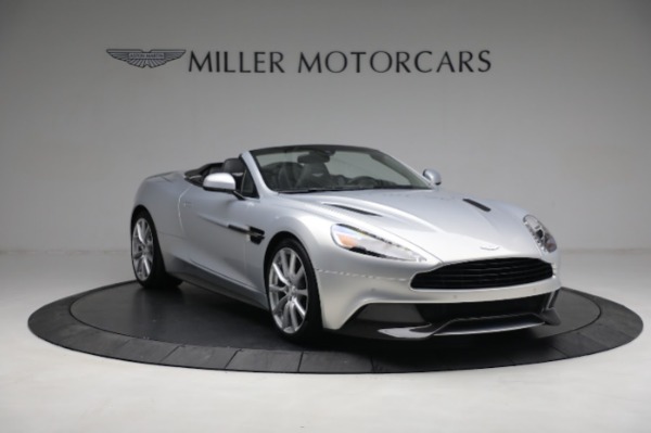 Used 2016 Aston Martin Vanquish Volante for sale Call for price at Alfa Romeo of Greenwich in Greenwich CT 06830 10