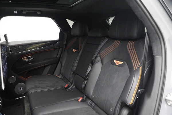 New 2023 Bentley Bentayga S V8 for sale $297,795 at Alfa Romeo of Greenwich in Greenwich CT 06830 24