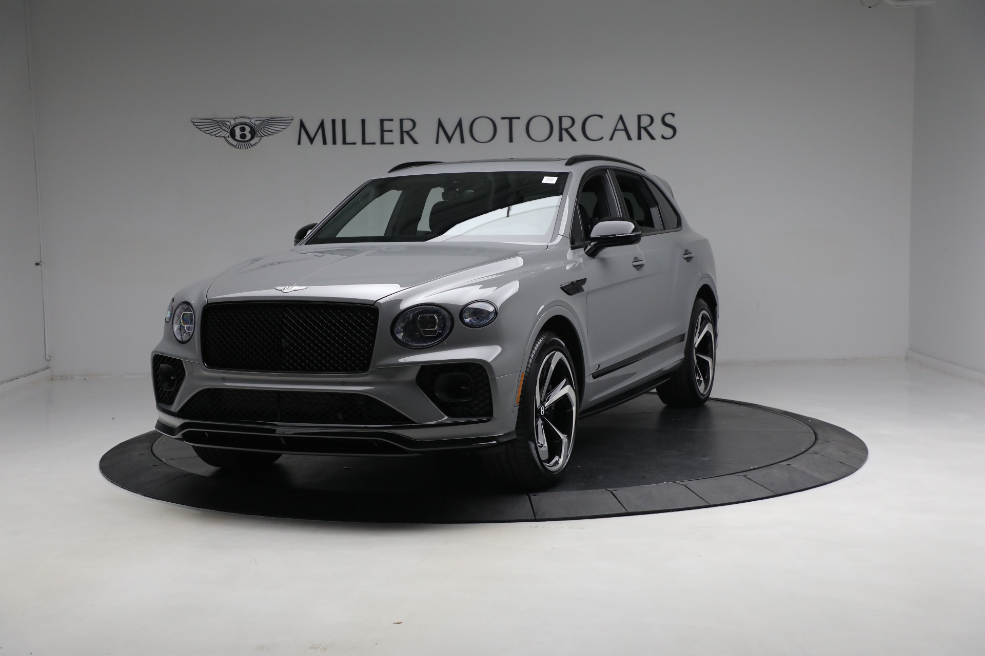 New 2023 Bentley Bentayga S V8 for sale $297,795 at Alfa Romeo of Greenwich in Greenwich CT 06830 1