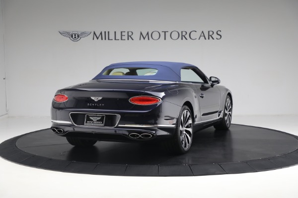 New 2024 Bentley Continental GTC V8 Azure for sale $340,570 at Alfa Romeo of Greenwich in Greenwich CT 06830 26