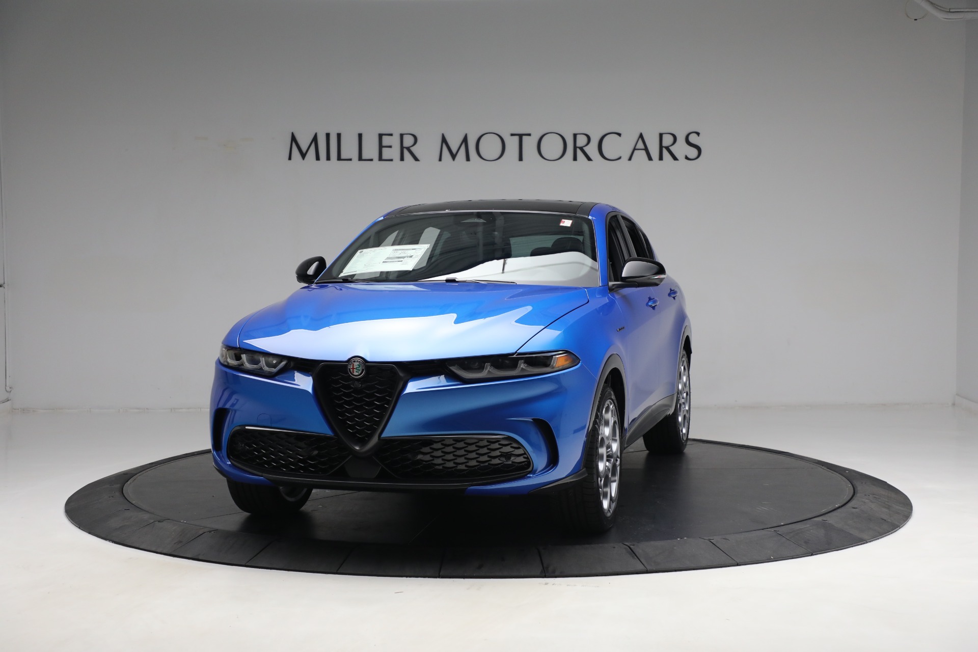 New 2024 Alfa Romeo Tonale Veloce for sale Sold at Alfa Romeo of Greenwich in Greenwich CT 06830 1