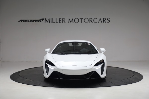 New 2023 McLaren Artura for sale Call for price at Alfa Romeo of Greenwich in Greenwich CT 06830 12