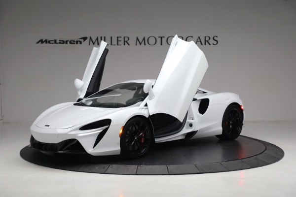 New 2023 McLaren Artura for sale Call for price at Alfa Romeo of Greenwich in Greenwich CT 06830 14