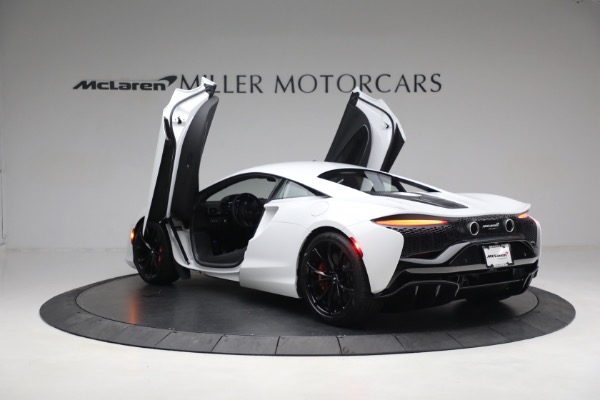 New 2023 McLaren Artura for sale Call for price at Alfa Romeo of Greenwich in Greenwich CT 06830 15