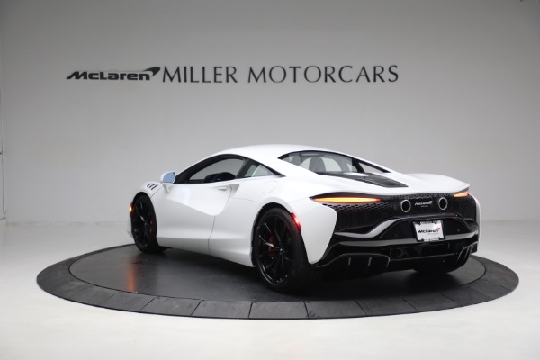 New 2023 McLaren Artura for sale Call for price at Alfa Romeo of Greenwich in Greenwich CT 06830 5