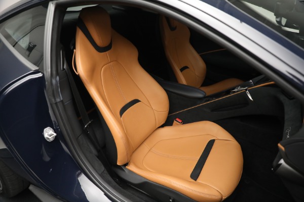 Used 2022 Ferrari Roma for sale $259,900 at Alfa Romeo of Greenwich in Greenwich CT 06830 20