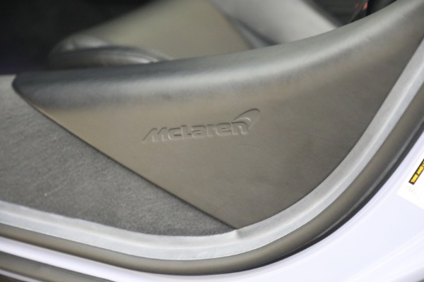 New 2023 McLaren GT Luxe for sale $237,798 at Alfa Romeo of Greenwich in Greenwich CT 06830 28