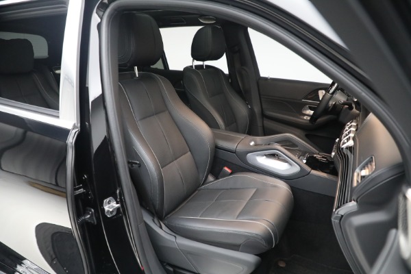 Used 2022 Mercedes-Benz GLS Mercedes-Maybach GLS 600 4MATIC for sale $162,900 at Alfa Romeo of Greenwich in Greenwich CT 06830 24