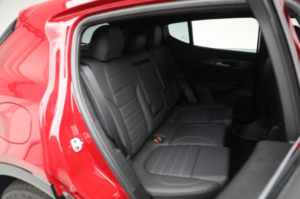 New 2024 Alfa Romeo Tonale Ti for sale $50,290 at Alfa Romeo of Greenwich in Greenwich CT 06830 24