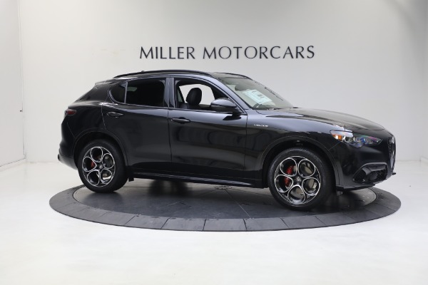 New 2024 Alfa Romeo Stelvio Veloce for sale $54,380 at Alfa Romeo of Greenwich in Greenwich CT 06830 11