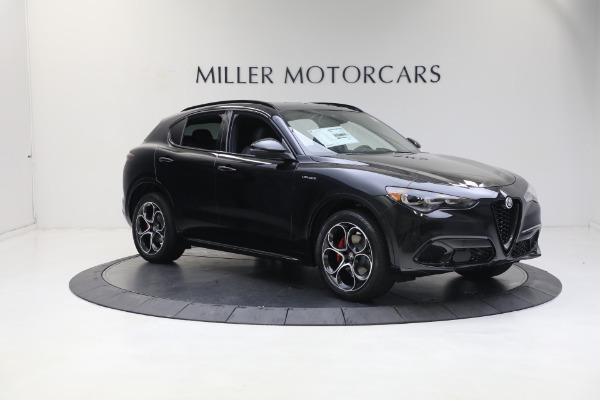New 2024 Alfa Romeo Stelvio Veloce for sale $54,380 at Alfa Romeo of Greenwich in Greenwich CT 06830 12