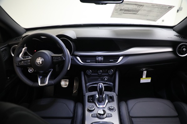 New 2024 Alfa Romeo Stelvio Veloce for sale $54,380 at Alfa Romeo of Greenwich in Greenwich CT 06830 23