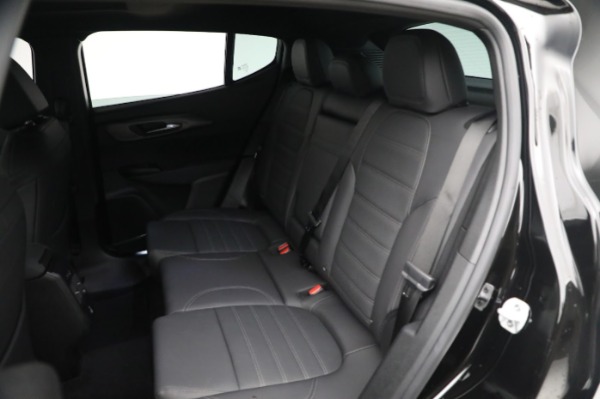 New 2024 Alfa Romeo Tonale Ti for sale Sold at Alfa Romeo of Greenwich in Greenwich CT 06830 28