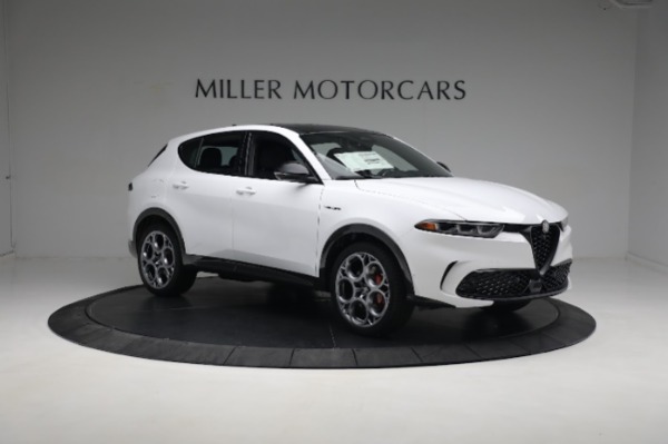 New 2024 Alfa Romeo Tonale Veloce for sale $55,290 at Alfa Romeo of Greenwich in Greenwich CT 06830 15