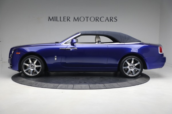 Used 2017 Rolls-Royce Dawn for sale $239,900 at Alfa Romeo of Greenwich in Greenwich CT 06830 16