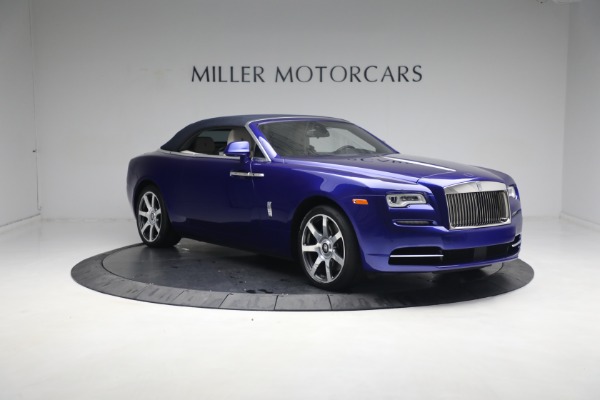Used 2017 Rolls-Royce Dawn for sale $248,900 at Alfa Romeo of Greenwich in Greenwich CT 06830 21
