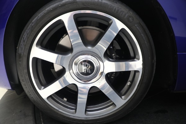 Used 2017 Rolls-Royce Dawn for sale $248,900 at Alfa Romeo of Greenwich in Greenwich CT 06830 23