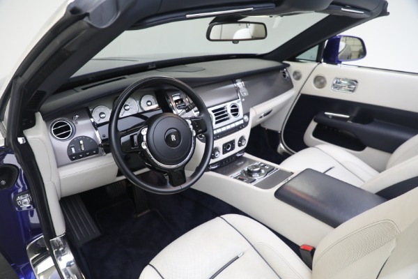 Used 2017 Rolls-Royce Dawn for sale $248,900 at Alfa Romeo of Greenwich in Greenwich CT 06830 24