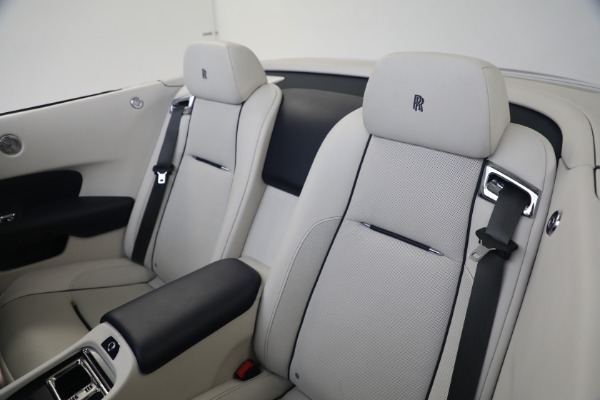 Used 2017 Rolls-Royce Dawn for sale $248,900 at Alfa Romeo of Greenwich in Greenwich CT 06830 28