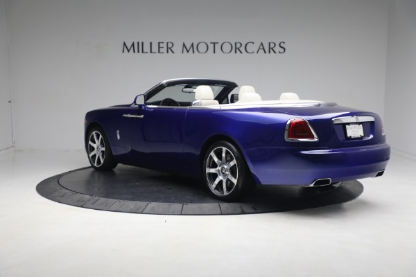 Used 2017 Rolls-Royce Dawn for sale $248,900 at Alfa Romeo of Greenwich in Greenwich CT 06830 8