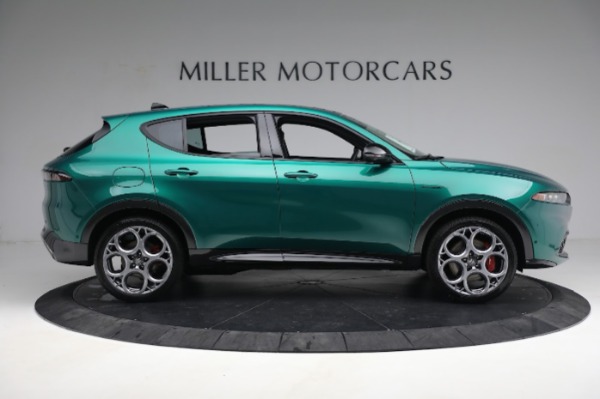 New 2024 Alfa Romeo Tonale Veloce for sale $59,340 at Alfa Romeo of Greenwich in Greenwich CT 06830 12