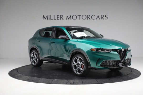 New 2024 Alfa Romeo Tonale Veloce for sale $59,340 at Alfa Romeo of Greenwich in Greenwich CT 06830 14