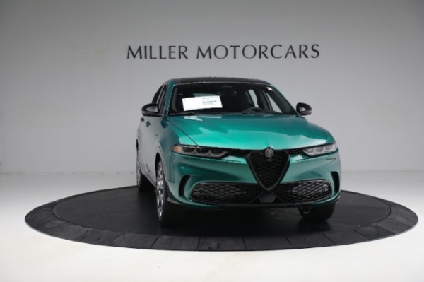 New 2024 Alfa Romeo Tonale Veloce for sale $59,340 at Alfa Romeo of Greenwich in Greenwich CT 06830 15