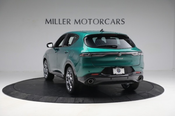 New 2024 Alfa Romeo Tonale Veloce for sale $59,340 at Alfa Romeo of Greenwich in Greenwich CT 06830 7