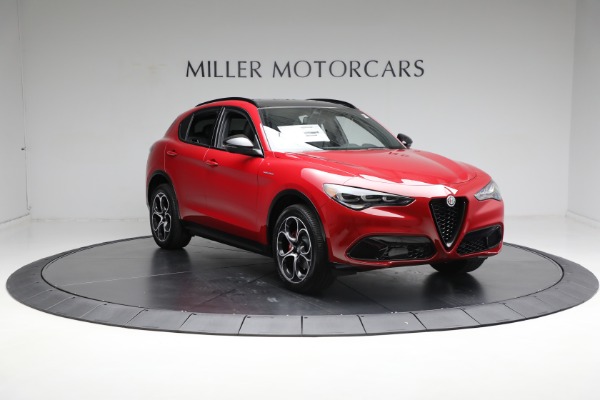 New 2024 Alfa Romeo Stelvio Veloce for sale $56,445 at Alfa Romeo of Greenwich in Greenwich CT 06830 22