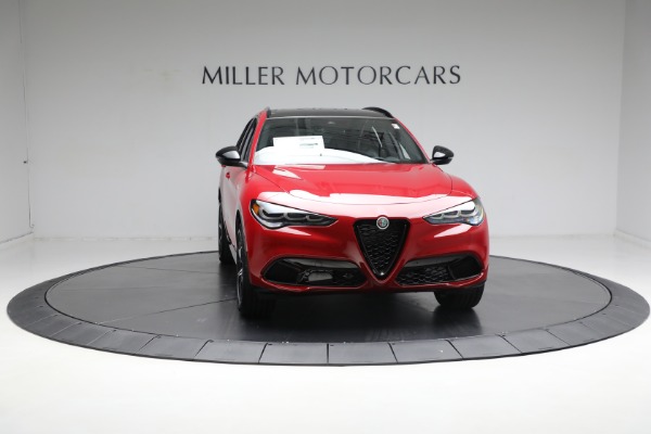 New 2024 Alfa Romeo Stelvio Veloce for sale $56,445 at Alfa Romeo of Greenwich in Greenwich CT 06830 24