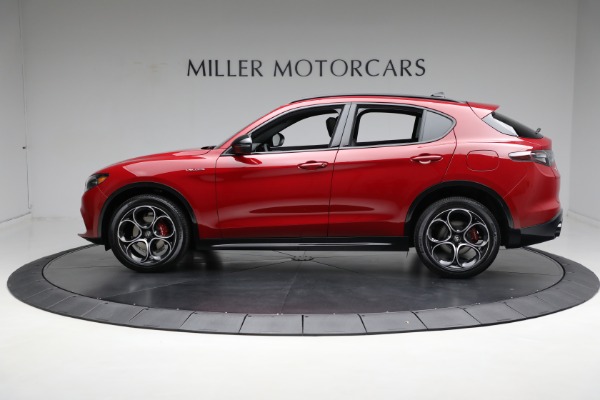 New 2024 Alfa Romeo Stelvio Veloce for sale $56,445 at Alfa Romeo of Greenwich in Greenwich CT 06830 5