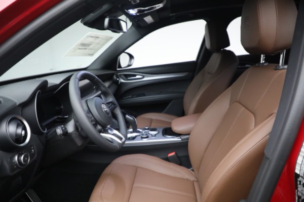 New 2024 Alfa Romeo Stelvio Ti for sale $53,920 at Alfa Romeo of Greenwich in Greenwich CT 06830 12