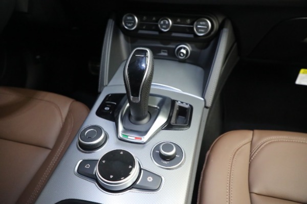 New 2024 Alfa Romeo Stelvio Ti for sale $53,920 at Alfa Romeo of Greenwich in Greenwich CT 06830 25