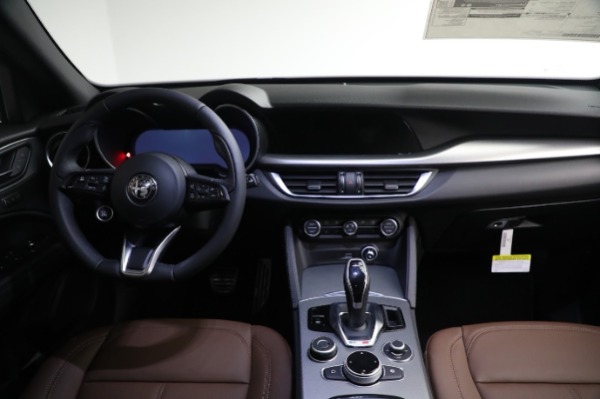 New 2024 Alfa Romeo Stelvio Ti for sale $53,920 at Alfa Romeo of Greenwich in Greenwich CT 06830 26